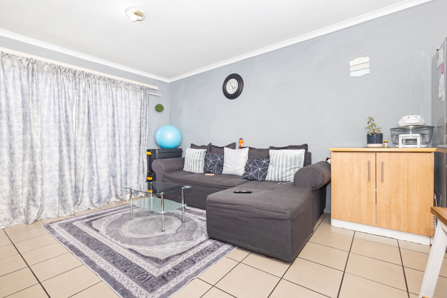 2 Bedroom Property for Sale in Belmont Park Western Cape